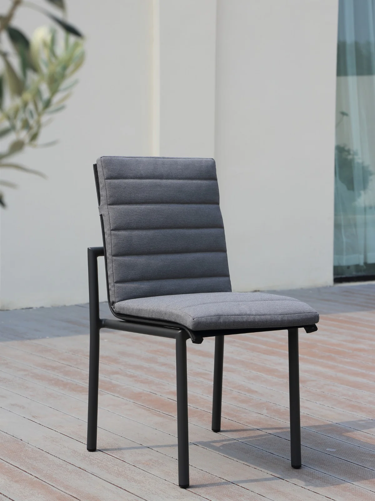 Tamarama Dining Chair Charcoal | White Aluminium - Image 4