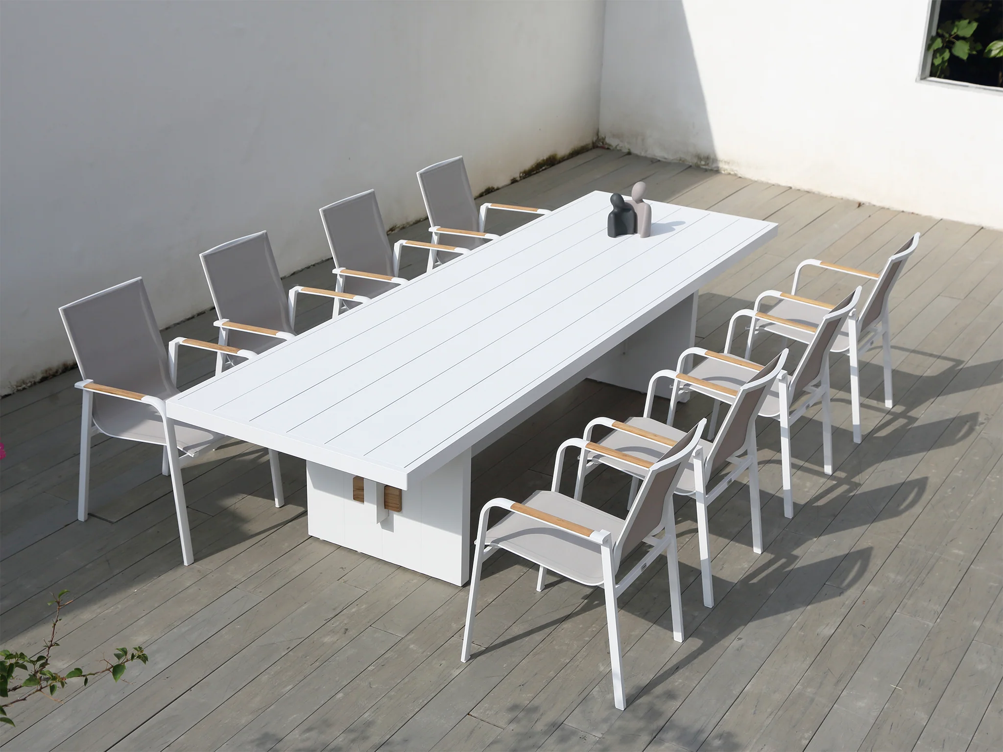 Triumphal Dining Table - Image 4